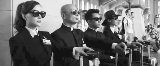 2013年上半年总票房近110亿 下半年就看冯导了