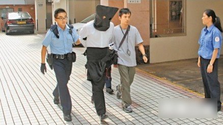 主播沈星遭前富豪男友硬闯住宅 女方受伤男被捕