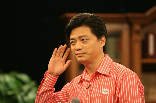崔永元请辞原因猜测:压力大 不妥协